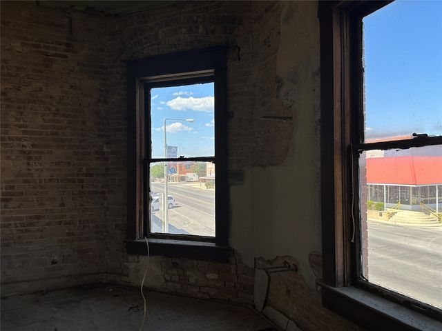 100 S Main Street, Cross Plains, TX 76443