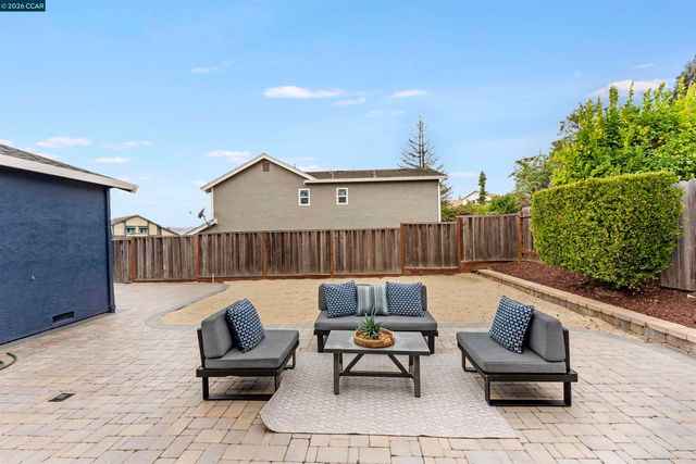 452 Lori Dr, Benicia, CA 94510