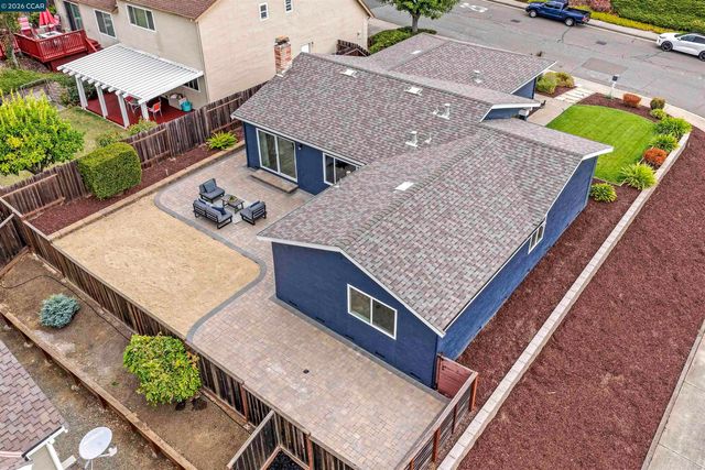 452 Lori Dr, Benicia, CA 94510