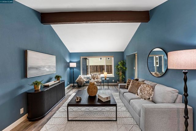 452 Lori Dr, Benicia, CA 94510