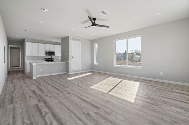 948 Corinth Street 8, Dallas, TX 75215