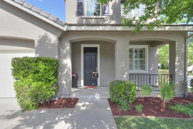 615 Watercolor Ln, West Sacramento, CA 95605