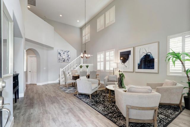 615 Watercolor Ln, West Sacramento, CA 95605