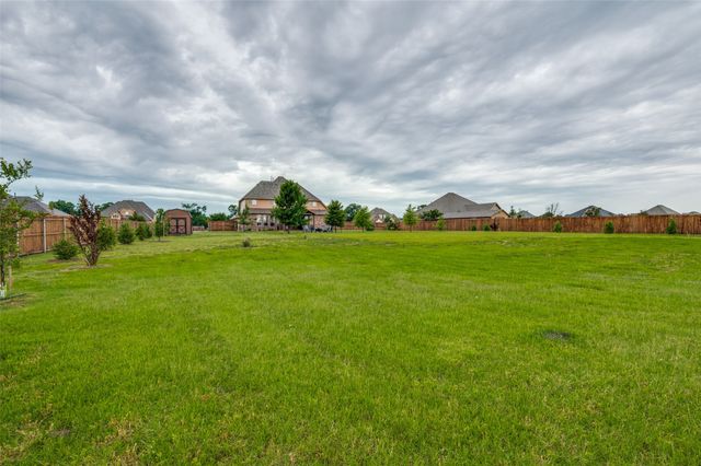 1060 Yukon Boulevard, Waxahachie, TX 75167