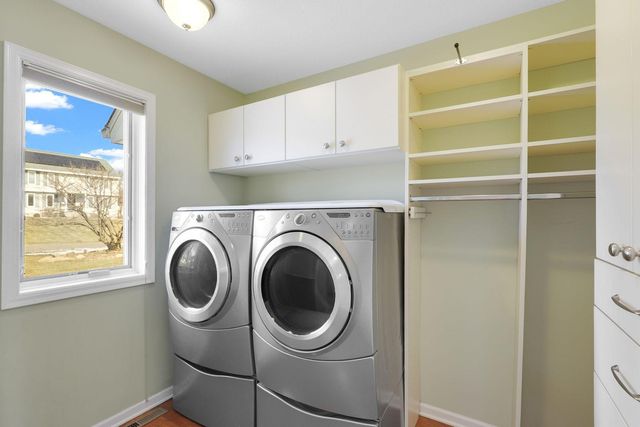 12405 45th Avenue N, Plymouth, MN 55442