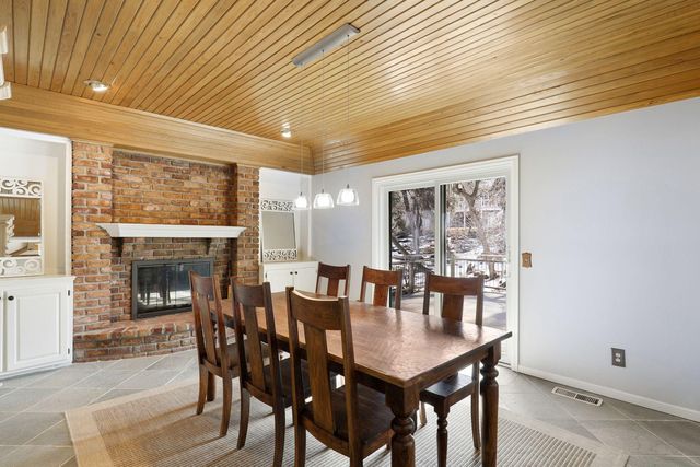 12405 45th Avenue N, Plymouth, MN 55442