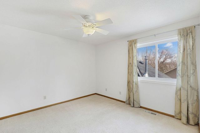 12405 45th Avenue N, Plymouth, MN 55442