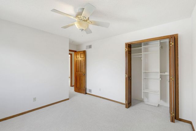 12405 45th Avenue N, Plymouth, MN 55442