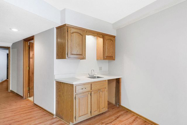 12405 45th Avenue N, Plymouth, MN 55442