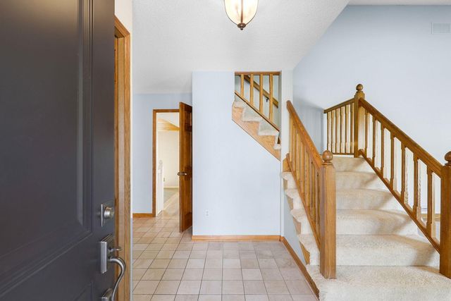 12405 45th Avenue N, Plymouth, MN 55442