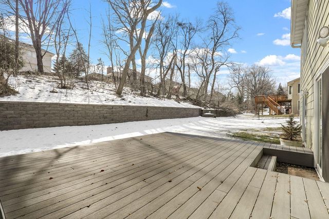 12405 45th Avenue N, Plymouth, MN 55442