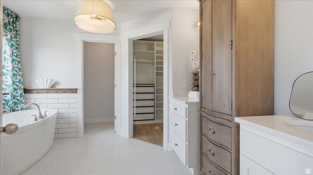 2038 E RANCH DR, Eagle Mountain, UT 84005