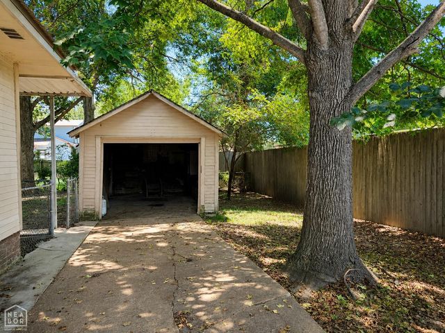 1103 Warner Avenue, Jonesboro, AR 72401