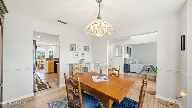 4751 UNIVERSITY Boulevard N, Jacksonville, FL 32277