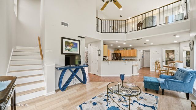 4751 UNIVERSITY Boulevard N, Jacksonville, FL 32277