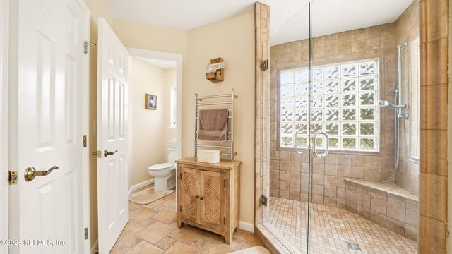 4751 UNIVERSITY Boulevard N, Jacksonville, FL 32277