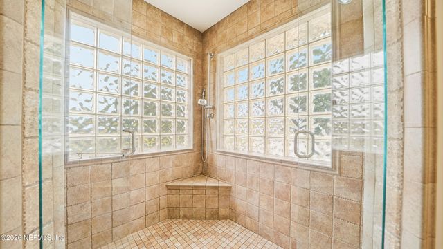 4751 UNIVERSITY Boulevard N, Jacksonville, FL 32277