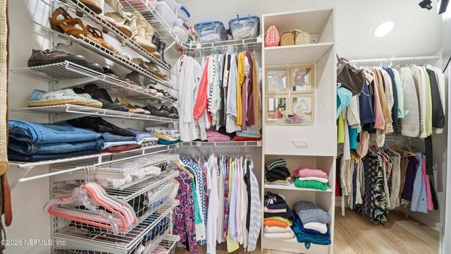 4751 UNIVERSITY Boulevard N, Jacksonville, FL 32277