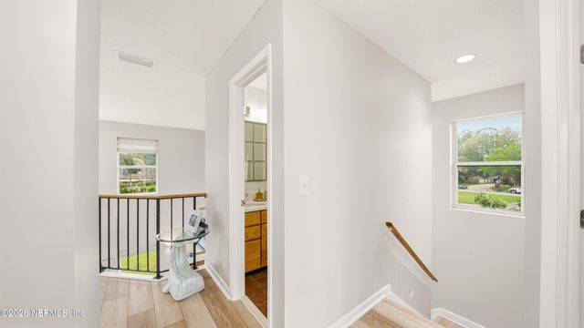 4751 UNIVERSITY Boulevard N, Jacksonville, FL 32277