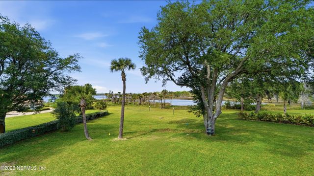 4751 UNIVERSITY Boulevard N, Jacksonville, FL 32277