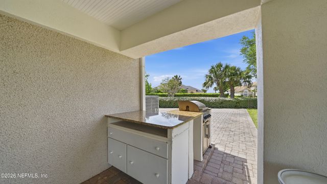 4751 UNIVERSITY Boulevard N, Jacksonville, FL 32277