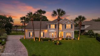 4751 UNIVERSITY Boulevard N, Jacksonville, FL 32277