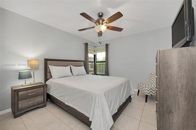 2676 N Carambola Cir N 1760, Coconut Creek, FL 33066