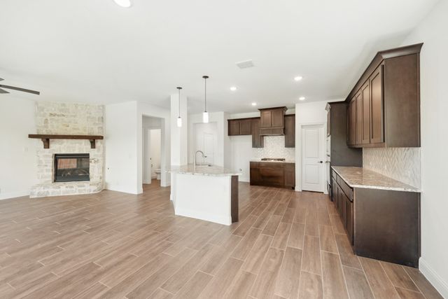 9529 Lanshire Lane, Fort Worth, TX 76131