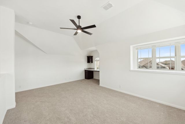 9529 Lanshire Lane, Fort Worth, TX 76131