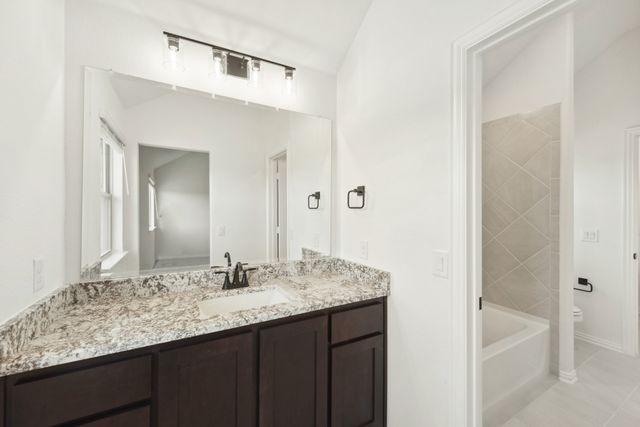 9529 Lanshire Lane, Fort Worth, TX 76131