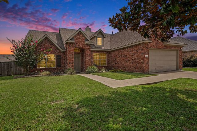 3103 Glenwood Drive, Wylie, TX 75098