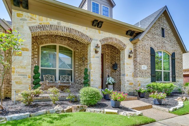 2016 Torin Street, Lewisville, TX 75056