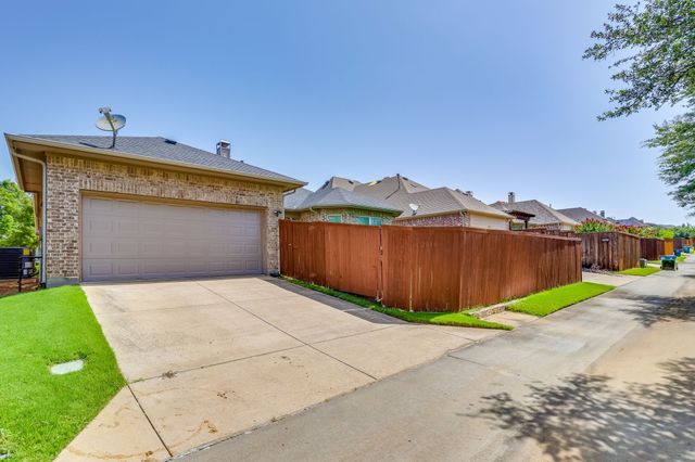 2016 Torin Street, Lewisville, TX 75056