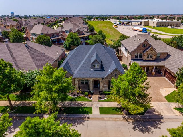 2016 Torin Street, Lewisville, TX 75056
