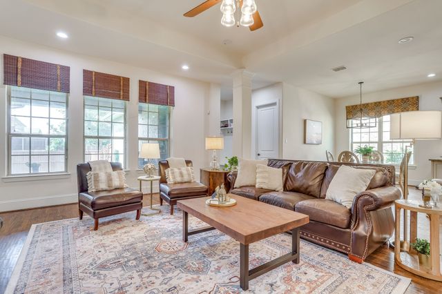 2016 Torin Street, Lewisville, TX 75056