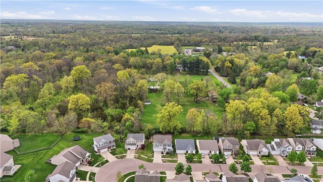 413 Hennepin Drive, Hamilton Twp, OH 45039