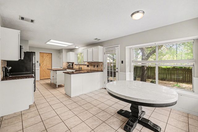 1418 Green Tree Drive, Tomball, TX 77375