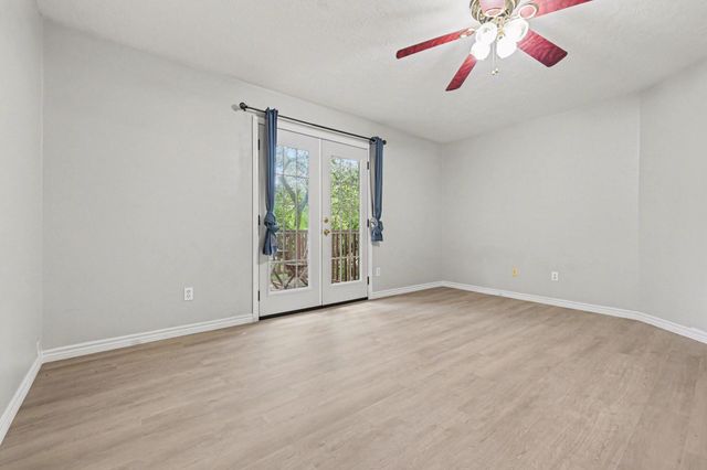 1418 Green Tree Drive, Tomball, TX 77375
