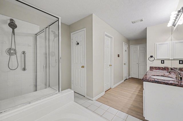 1418 Green Tree Drive, Tomball, TX 77375