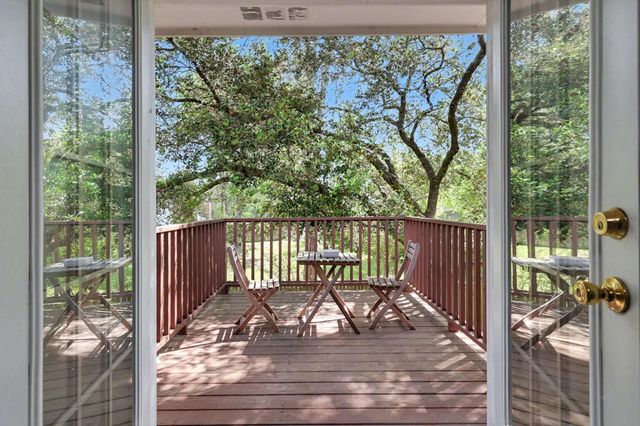 1418 Green Tree Drive, Tomball, TX 77375