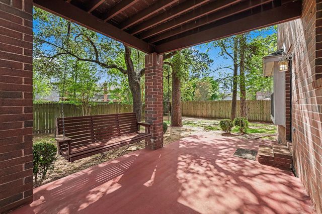 1418 Green Tree Drive, Tomball, TX 77375