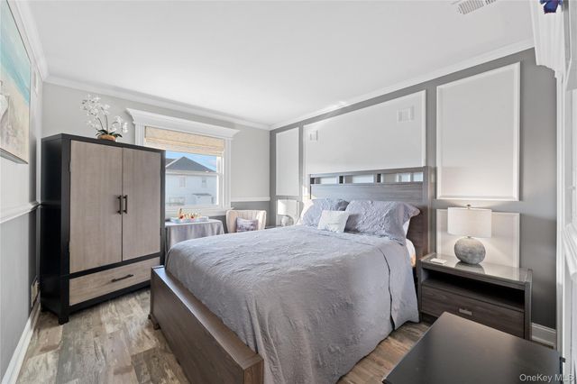 431 Beach 35th Street, Far Rockaway, NY 11691