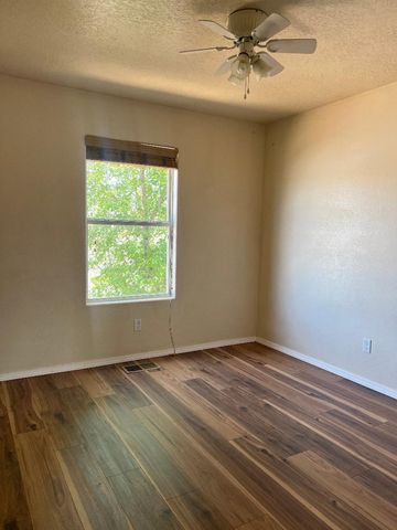 1912 Sea Breeze Street NW, Albuquerque, NM 87120
