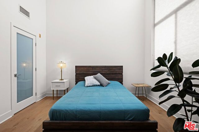 108 S Croft Avenue 102, Los Angeles, CA 90048