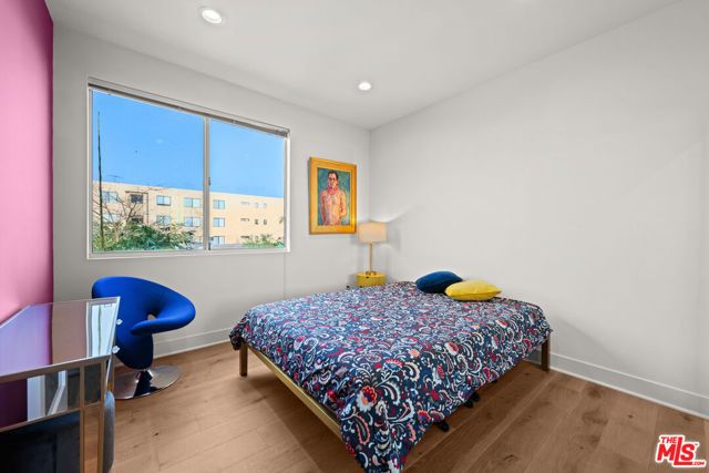 108 S Croft Avenue 102, Los Angeles, CA 90048