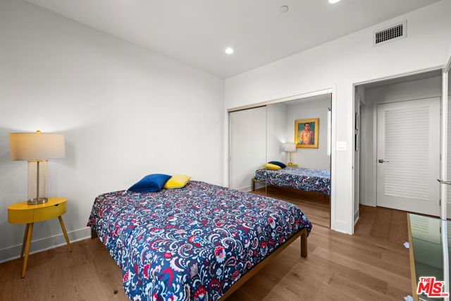 108 S Croft Avenue 102, Los Angeles, CA 90048