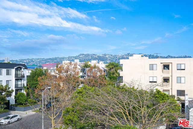 108 S Croft Avenue 102, Los Angeles, CA 90048