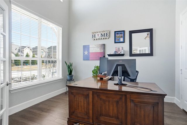 7933 Woodside Trail, North Richland Hills, TX 76182