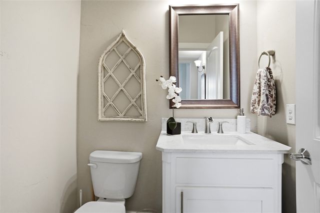 7933 Woodside Trail, North Richland Hills, TX 76182