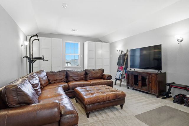 7933 Woodside Trail, North Richland Hills, TX 76182